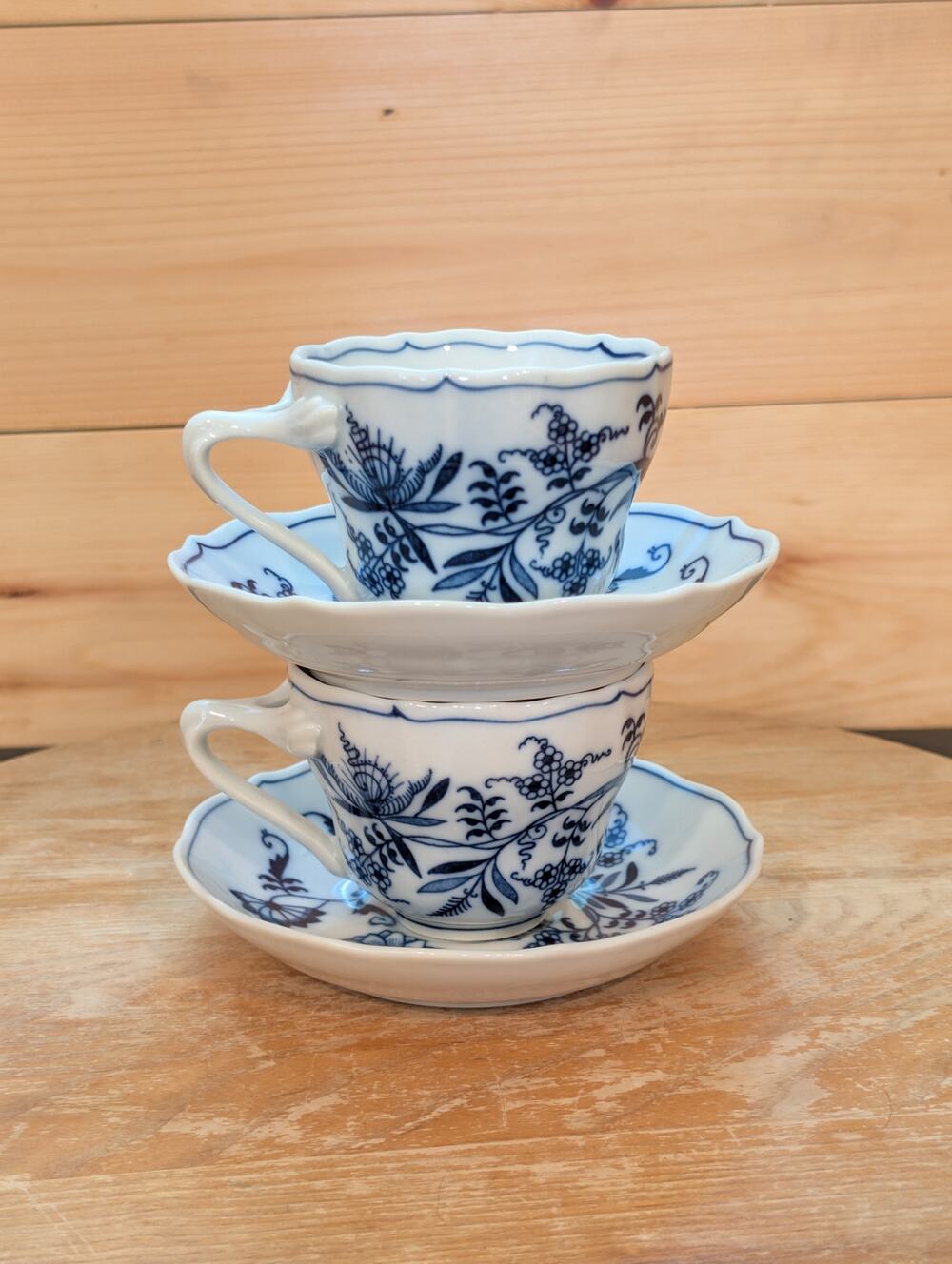 Blue Danube Blue Onion Tea Cups & Saucers - Set of 2 - Ribbon Logo 1950s